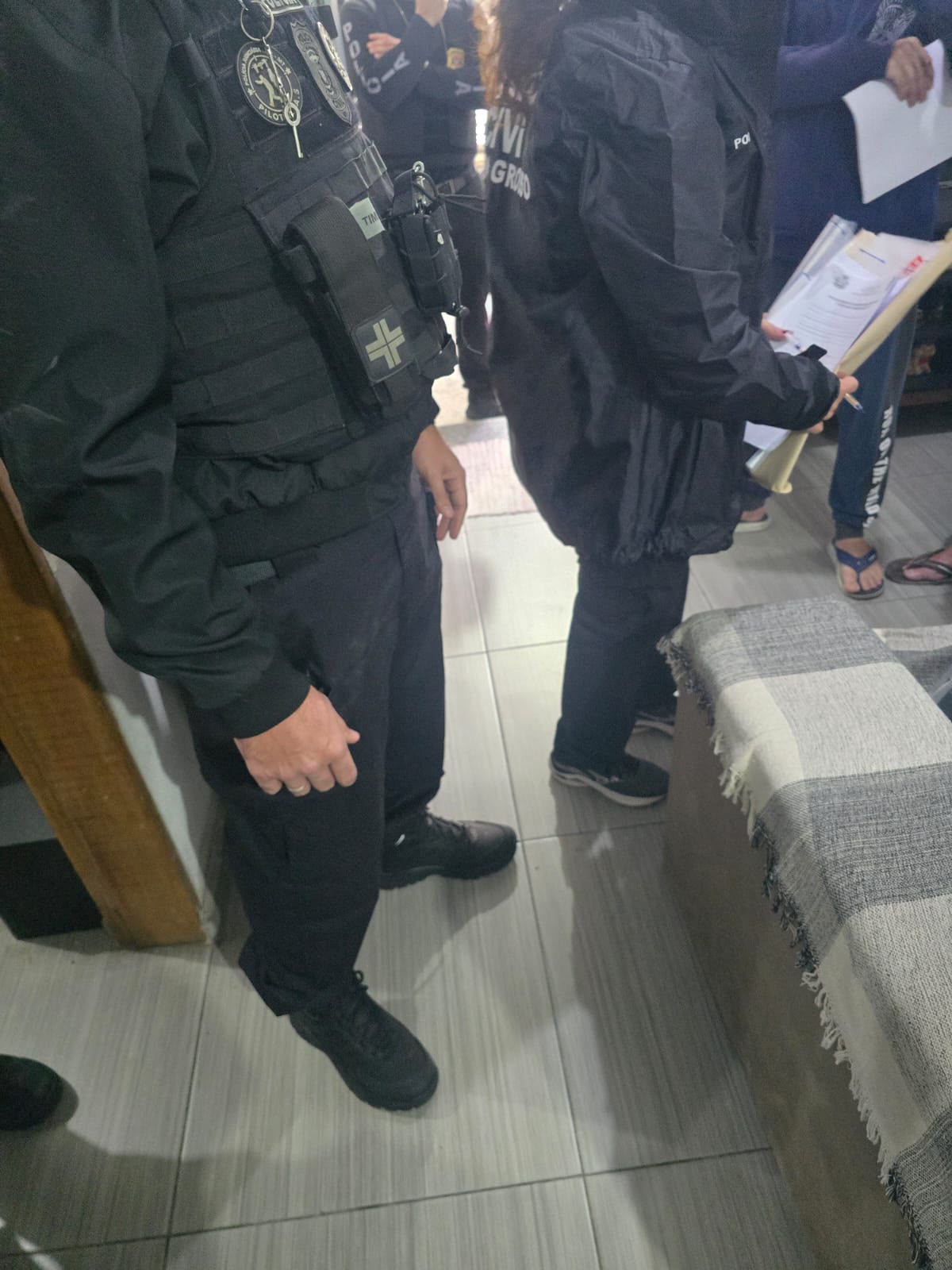OPERAÇÃO IMAGEM VIOLADA - Polícia Civil cumpre mandados em SP contra investigado por divulgar fotos íntimas de vítima de MT