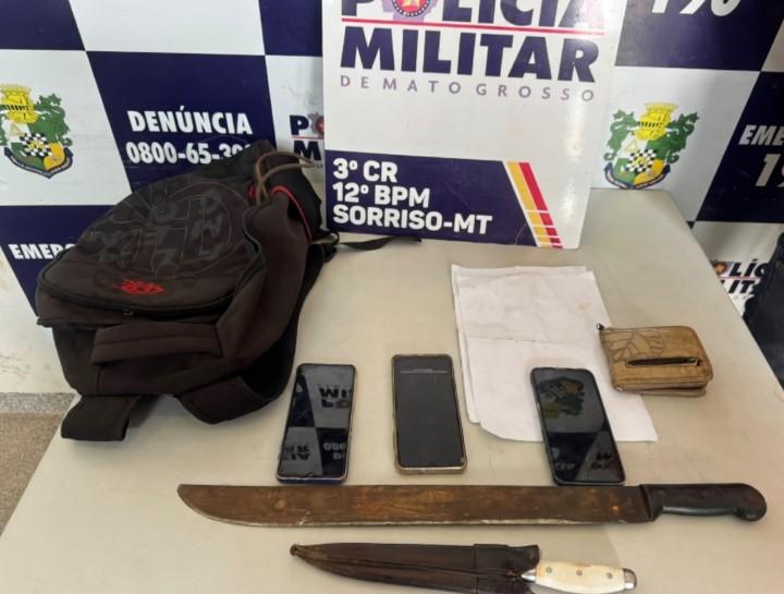 Homem foi mantido refém e dois suspeitos são presos em flagrante