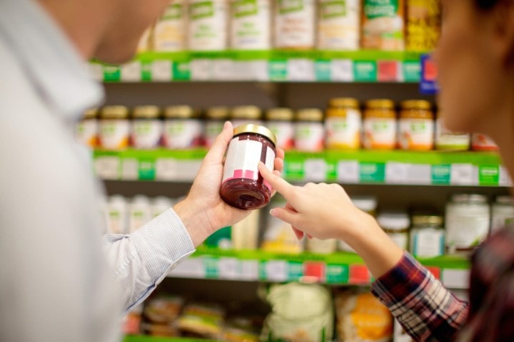 Rótulos de alimentos: especialista dá dicas de como identificar produtos mais saudáveis
