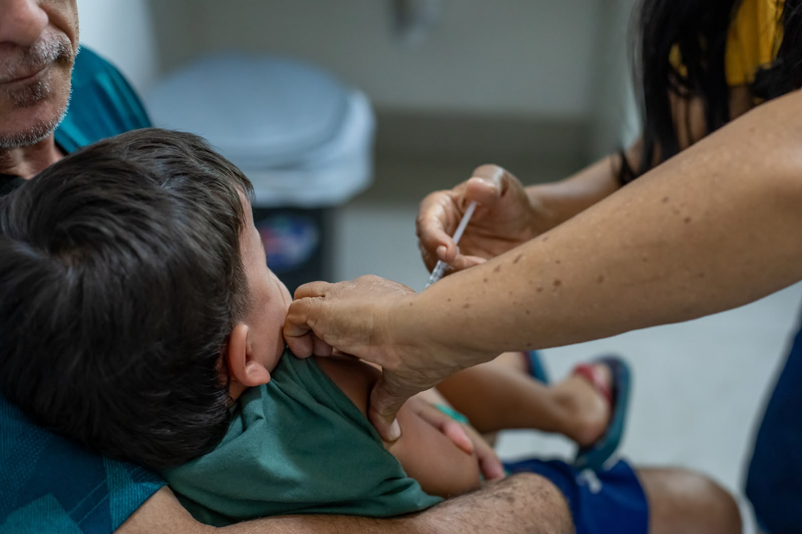 PROTEÇÃO - Cuiabá supera 185 mil doses de vacinas infantis em 2026; influenza lidera imunização