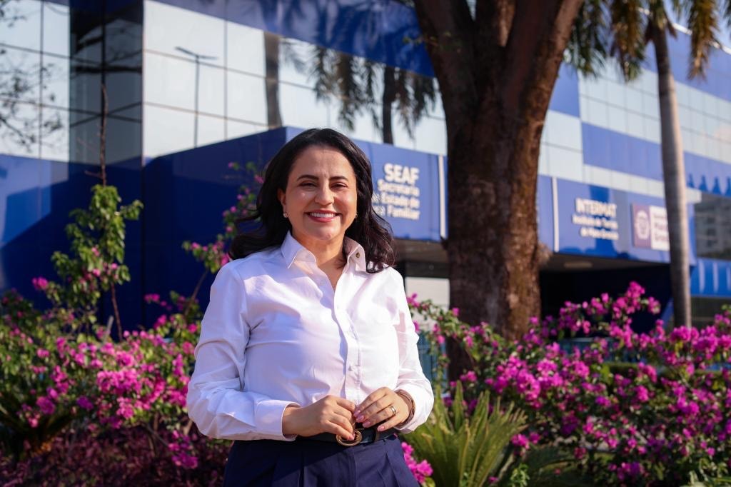 A secretária da Seaf, Andreia Fujioka, destaca que a iniciativa busca fortalecer as organizações rurais e criar novas oportunidades para quem vive da produção agrícola.